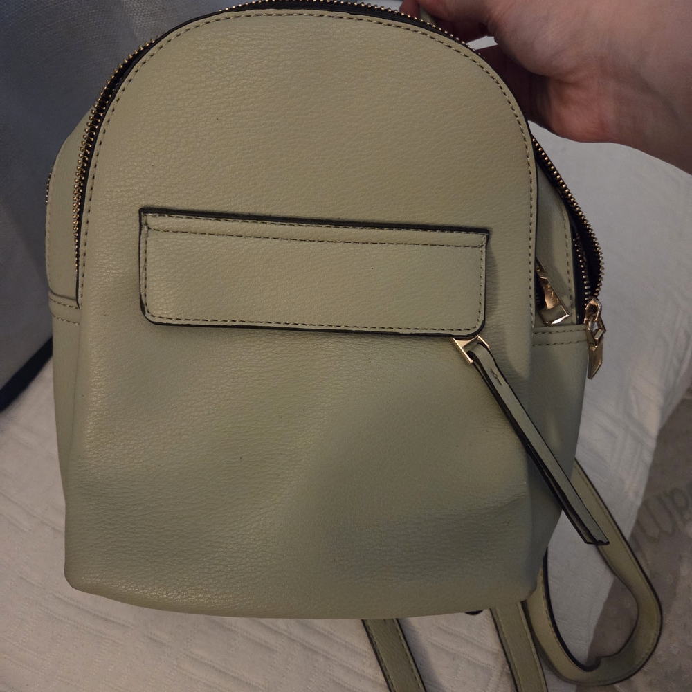 Chic Olive Backpack